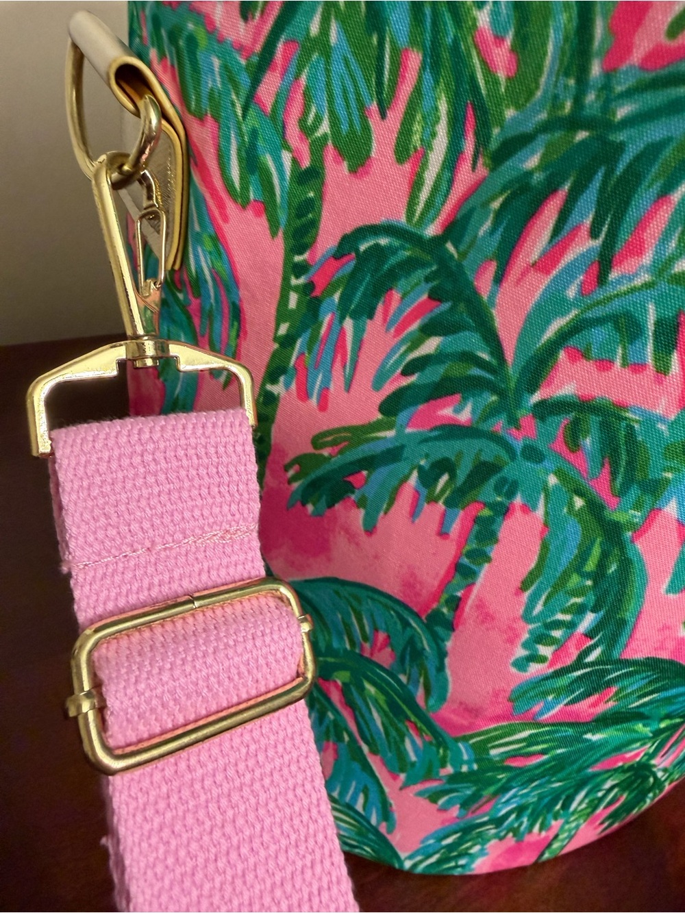NWT Lilly Pulitzer Beach Cooler Bag in Suite Views Palm Print pink & green - Picture 5 of 11